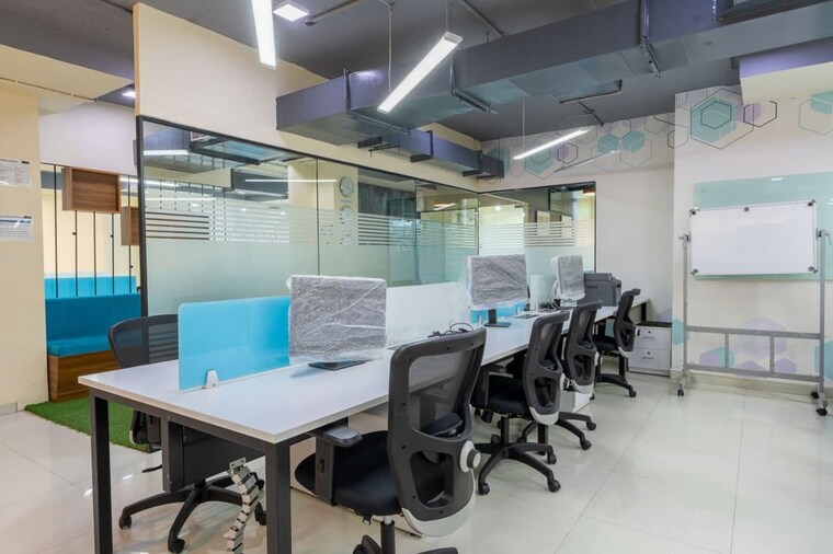 Team Area, super corridor Commercial Office Space 1260 Sq.Ft. In Super Corridor Indore 10506054