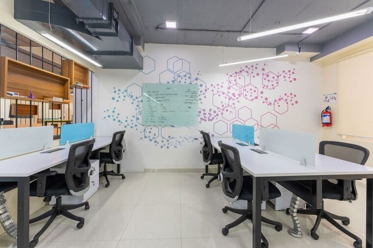Team Area, super corridor Commercial Office Space 1260 Sq.Ft. In Super Corridor Indore 10506054