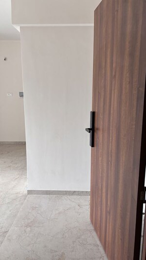 Room in 2 BHK Apartment at Gera World of Joy, Kharadi – for Rent