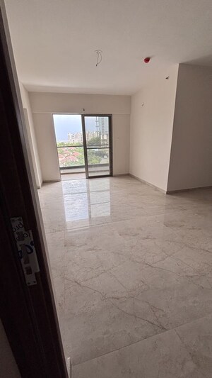 Room in 2 BHK Apartment at Gera World of Joy, Kharadi – for Rent