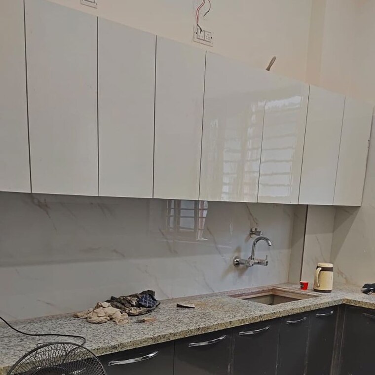 Kitchen, sector 14 2 Bedroom 204 Sq.Yd. Builder Floor In Sector 14 Sonipat 10506064