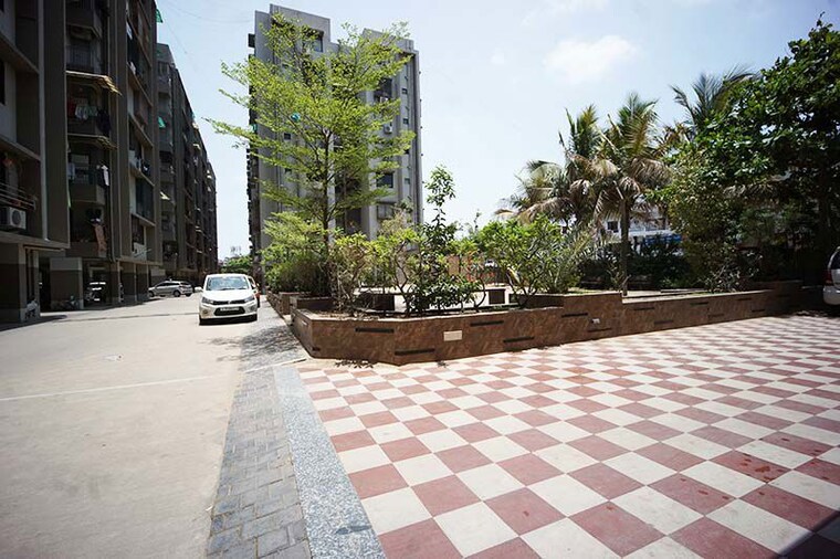 Exterior View, ghatlodia 2 Bedroom 117 Sq.Yd. Apartment In Ghatlodia Ahmedabad 10506068