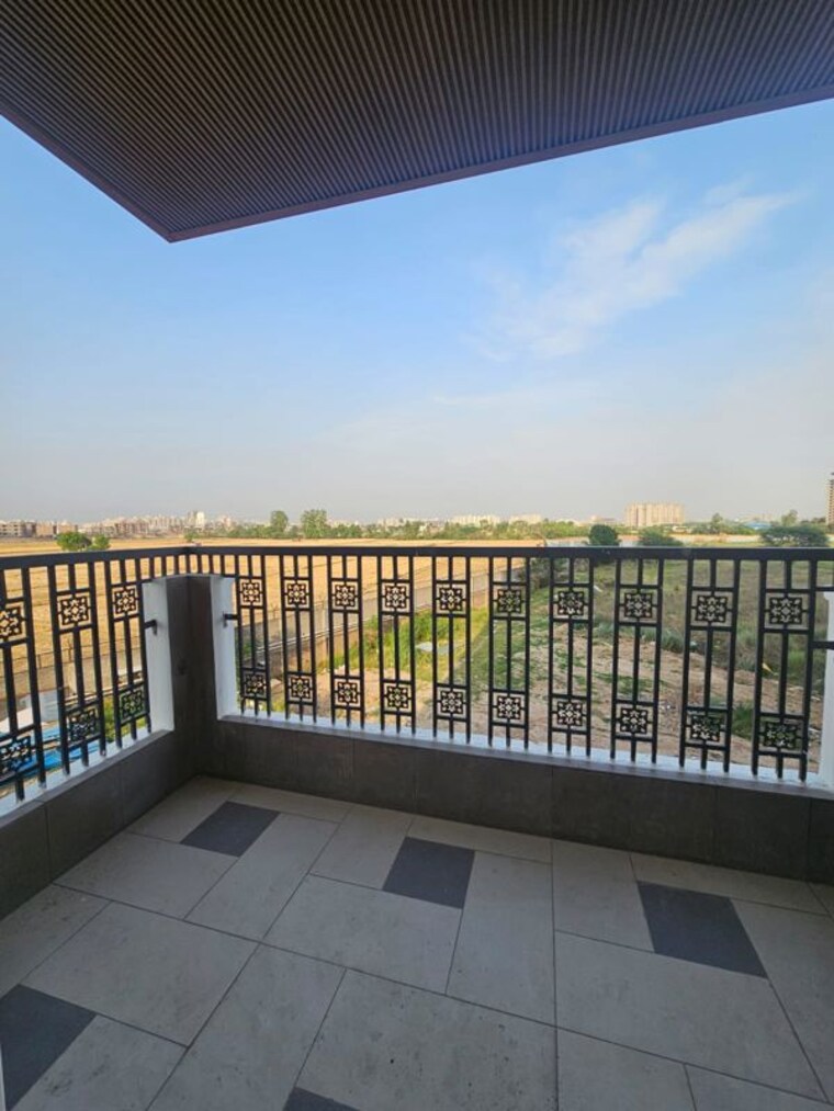 Balcony, malwa-escon-primera 2 Bedroom 1305 Sq.Ft. Apartment In International Airport Road Zirakpur 10506090