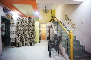 Living Room in 3 BHK Independent House at Krishna Nagar – for Sale