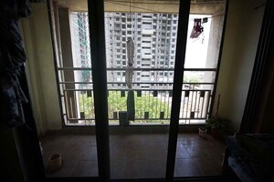 Room in 2 BHK Apartment at Bopal – for Sale