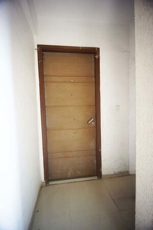 Room in 2 BHK Apartment at Bopal – for Sale