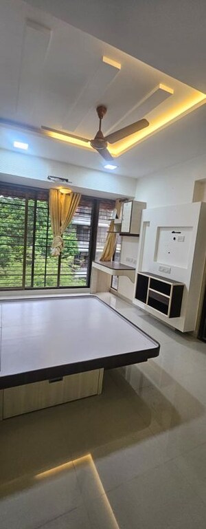 Bedroom in 2 BHK Apartment at Hari Niwas Chembur, Chembur – for Rent