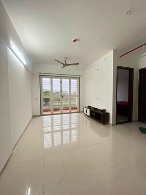 Room in 1 BHK Apartment at Kohinoor Sportsville, Hinjewadi – for Rent