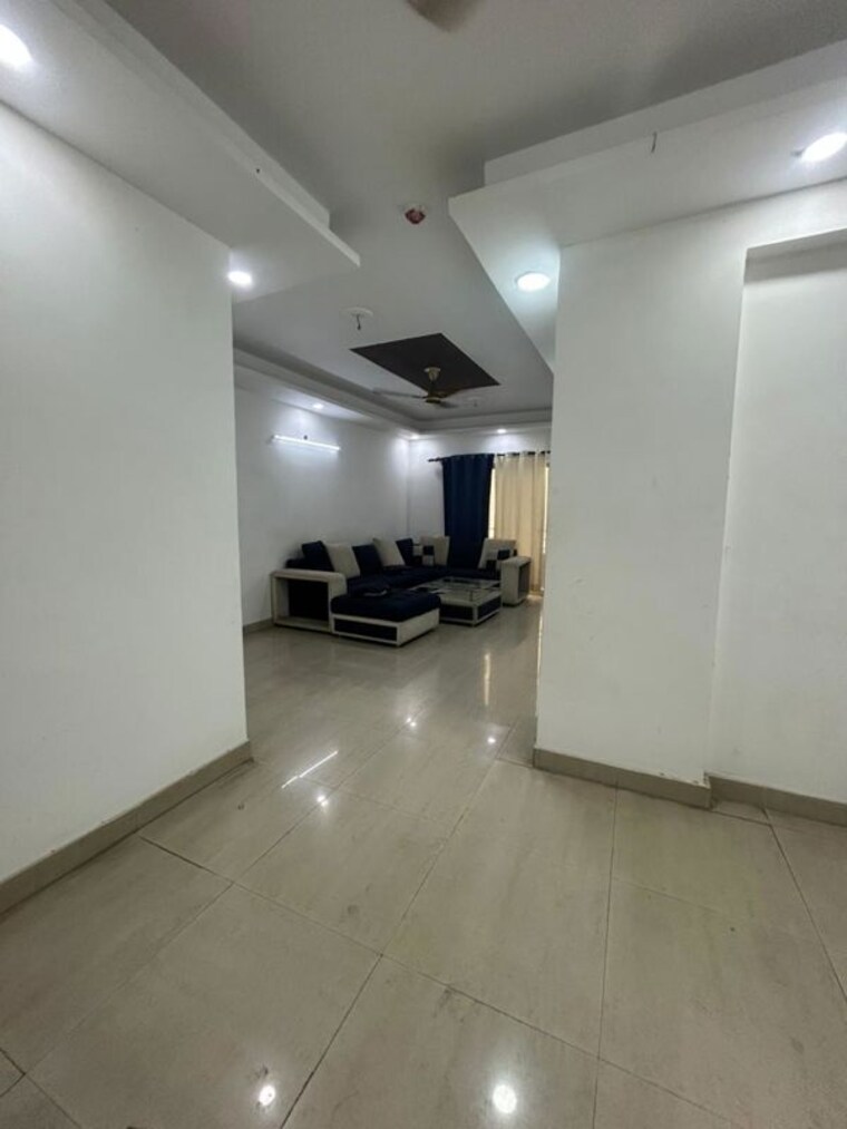 Room, paras-tierea 3 Bedroom 1660 Sq.Ft. Apartment In Sector 137 Noida 10506156