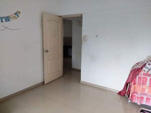 Room in 2 BHK Apartment at Amit Height Sadashiv Peth, Sadashiv Peth – for Rent