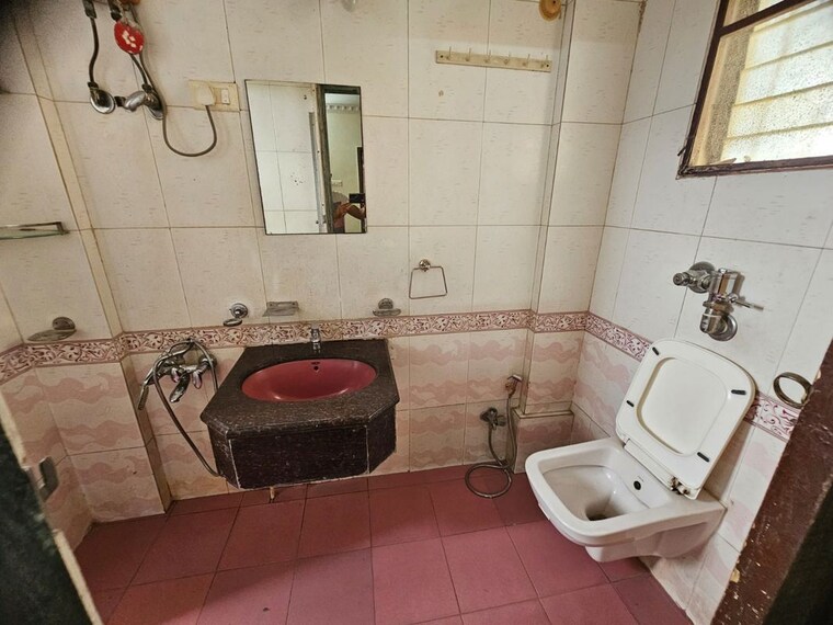 Bathroom, ajmera-bhakti-park-sector-iii-and-iv 2 Bedroom 712 Sq.Ft. Apartment In Bhakti Park Mumbai 10506182