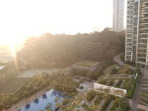 Swimming Pool in 2.5 BHK Apartment at Oberoi Realty Woods, Goregaon East – for Rent