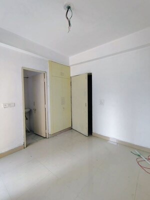 Room in 3 BHK Apartment at Adore Happy Homes Exclusive, Sector 86 – for Sale