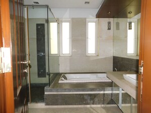 Building Lobby in 6 BHK Villa at ATS Paradiso, Chi Iv Greater Noida – for Rent