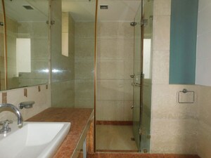 Bathroom in 6 BHK Villa at ATS Paradiso, Chi Iv Greater Noida – for Rent