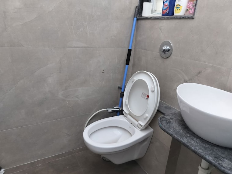 Bathroom, sukhwani-skylines 3 Bedroom 1400 Sq.Ft. Apartment In Wakad Pune 10506215