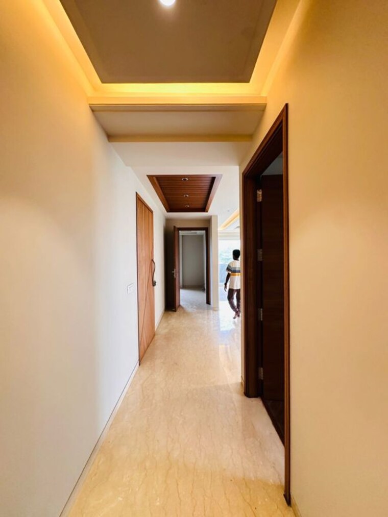 undefined, east of kailash 4 Bedroom 3300 Sq.Ft. Apartment In East Of Kailash Delhi 10506219