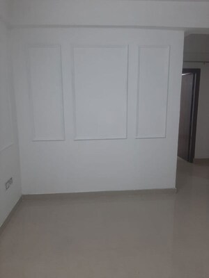 Room in 3 BHK Apartment at ROF Amaltas, Sector 92 – for Sale