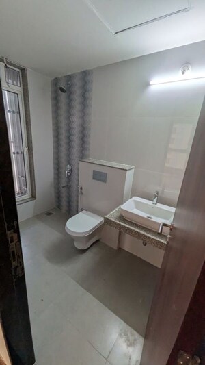 Bathroom in 3 BHK Apartment at Sheth Montana, Mulund West – for Rent