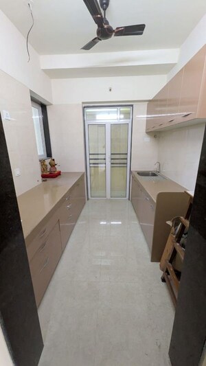 Building Lobby in 3 BHK Apartment at Sheth Montana, Mulund West – for Rent