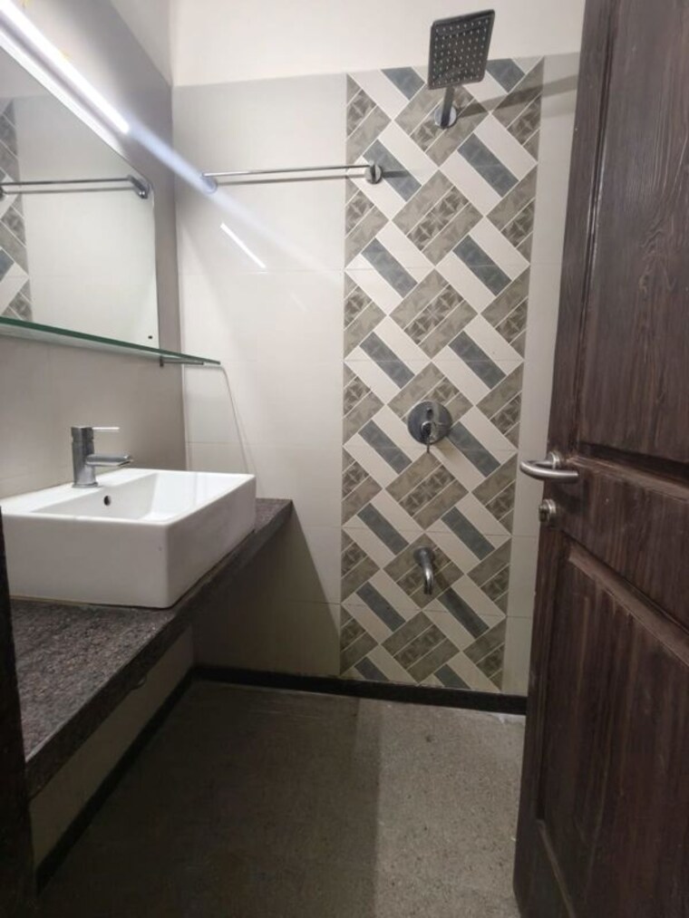 Balcony, hiranandani-gardens-tulip 2 Bedroom 960 Sq.Ft. Apartment In Powai Mumbai 10506249