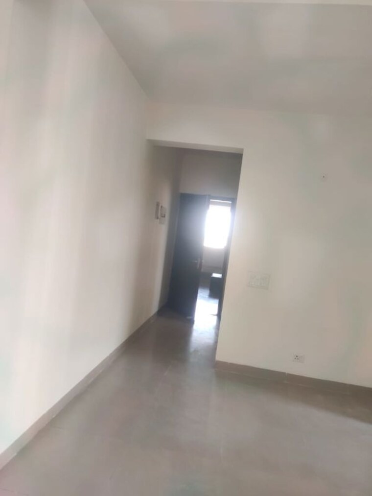 Room, puri-pratham 3 Bedroom 1400 Sq.Ft. Apartment In Sector 84 Faridabad 10506250