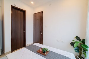 Room in 1.5 BHK Apartment at Runwal Forests, Kanjurmarg West – for Sale