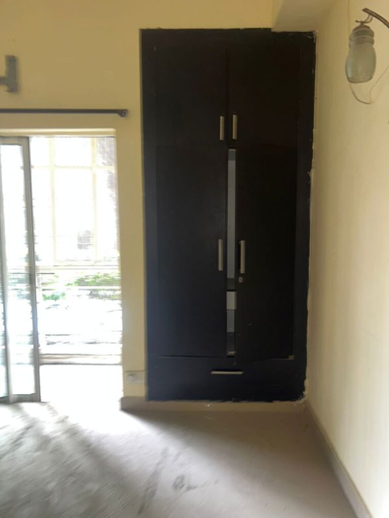 Room, paras-tierea 3.5 Bedroom 1695 Sq.Ft. Apartment In Sector 137 Noida 10506222