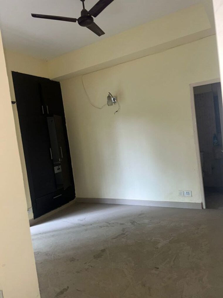 Room, paras-tierea 3.5 Bedroom 1695 Sq.Ft. Apartment In Sector 137 Noida 10506222