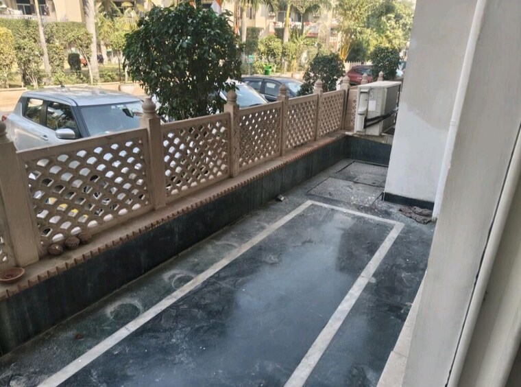 Balcony, ss-almeria 3.5 Bedroom 2000 Sq.Ft. Apartment In Sector 84 Gurgaon 10506276