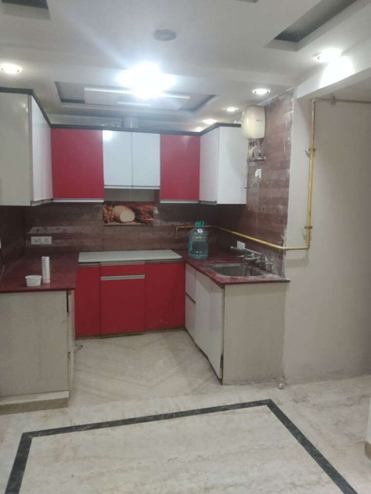 Kitchen, new rajinder nagar 2 Bedroom 100 Sq.Yd. Builder Floor In New Rajinder Nagar Delhi 10506309