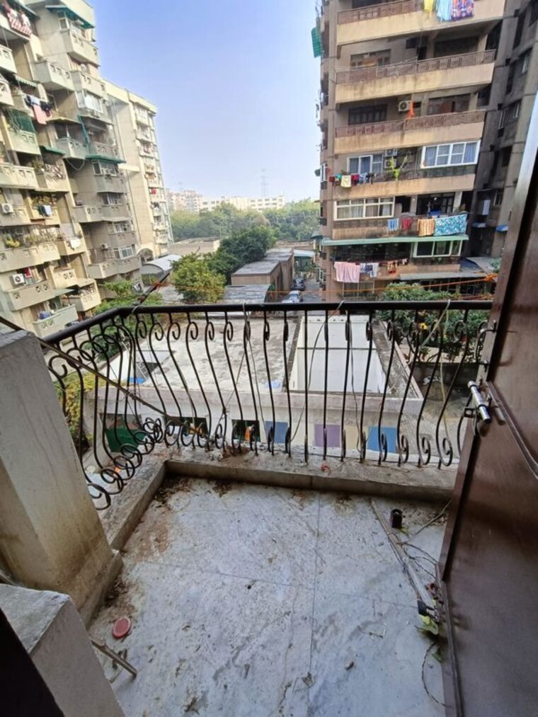 Balcony, dwarka 3 Bedroom 1500 Sq.Ft. Apartment In Dwarka Delhi 10506314