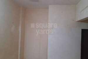 Room in 2 BHK Apartment at Vira Vihar, Dadar West – for Sale