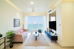 Living Room in 4 BHK Apartment at Lodha Fiorenza, Goregaon East – for Sale