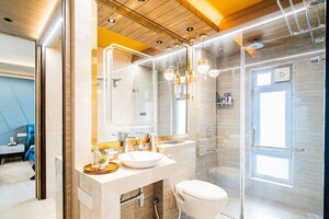 Bathroom in 4 BHK Apartment at Oberoi Realty Esquire, Goregaon East – for Sale