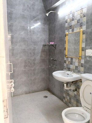 Bathroom in 3 BHK Apartment at Sector 12 Dwarka – for Rent