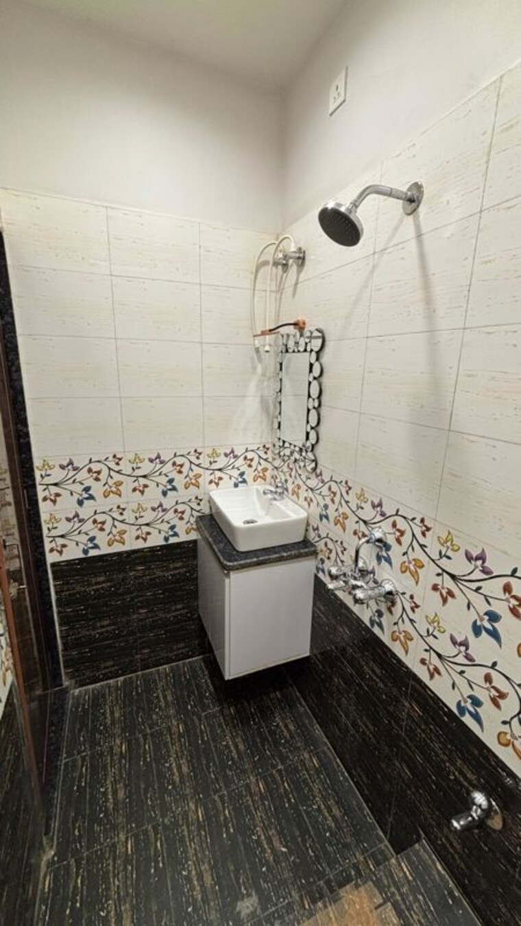 Bathroom, sarkanda 3 Bedroom 1172 Sq.Ft. Independent House In Sarkanda Bilaspur 10506356