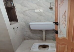 Bathroom in 3 BHK Apartment at Khirki Extension – for Rent