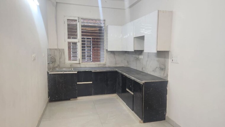 Kitchen, vaidpura 3.5 Bedroom 2100 Sq.Ft. Villa In Vaidpura Greater Noida 10506407