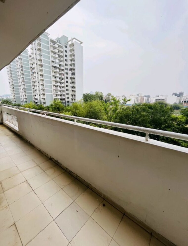 Balcony, chd-avenue-71 3 Bedroom 2010 Sq.Ft. Apartment In Sector 71 Gurgaon 10506451