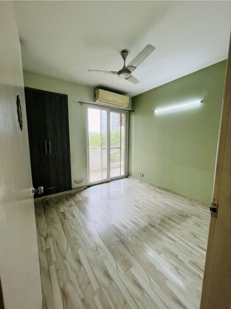 Bedroom, chd-avenue-71 3 Bedroom 2010 Sq.Ft. Apartment In Sector 71 Gurgaon 10506451