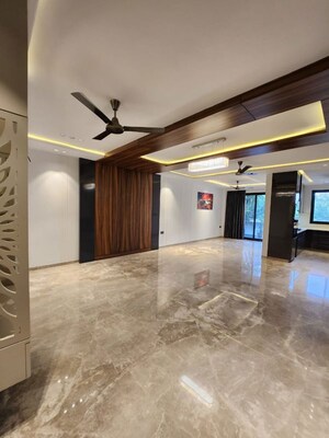 Room in 3 BHK Builder Floor at Freedom Fighters Enclave – for Rent