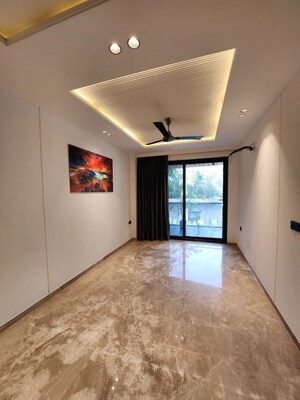 Room in 3 BHK Builder Floor at Freedom Fighters Enclave – for Rent