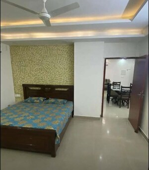 2 BHK Apartment For Rent in Vip Road