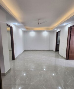 Room in 2 BHK Builder Floor at Freedom Fighters Enclave – for Sale