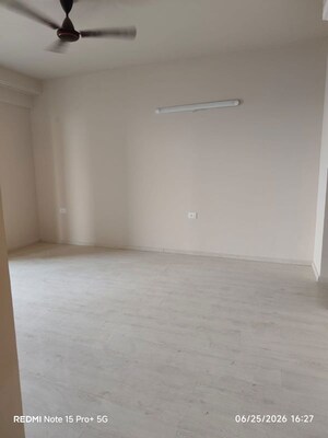 Room in 3 BHK Apartment at M3M Heights, Sector 65 – for Rent