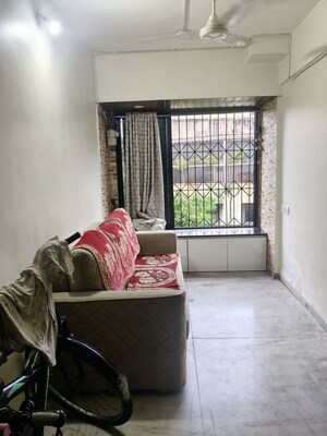 1 RK Apartment For Rent in Naupada