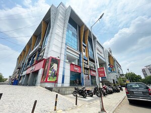 Office Space For Sale in Ghatlodia