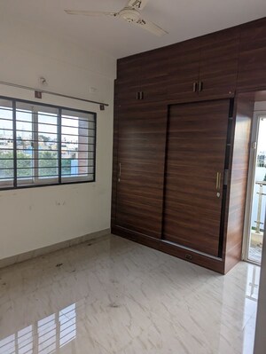 Room in 2 BHK Builder Floor at Elite Boulevard, Banaswadi – for Rent