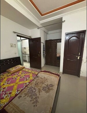 Bedroom in 2 BHK Apartment at Lalkuan – for Rent